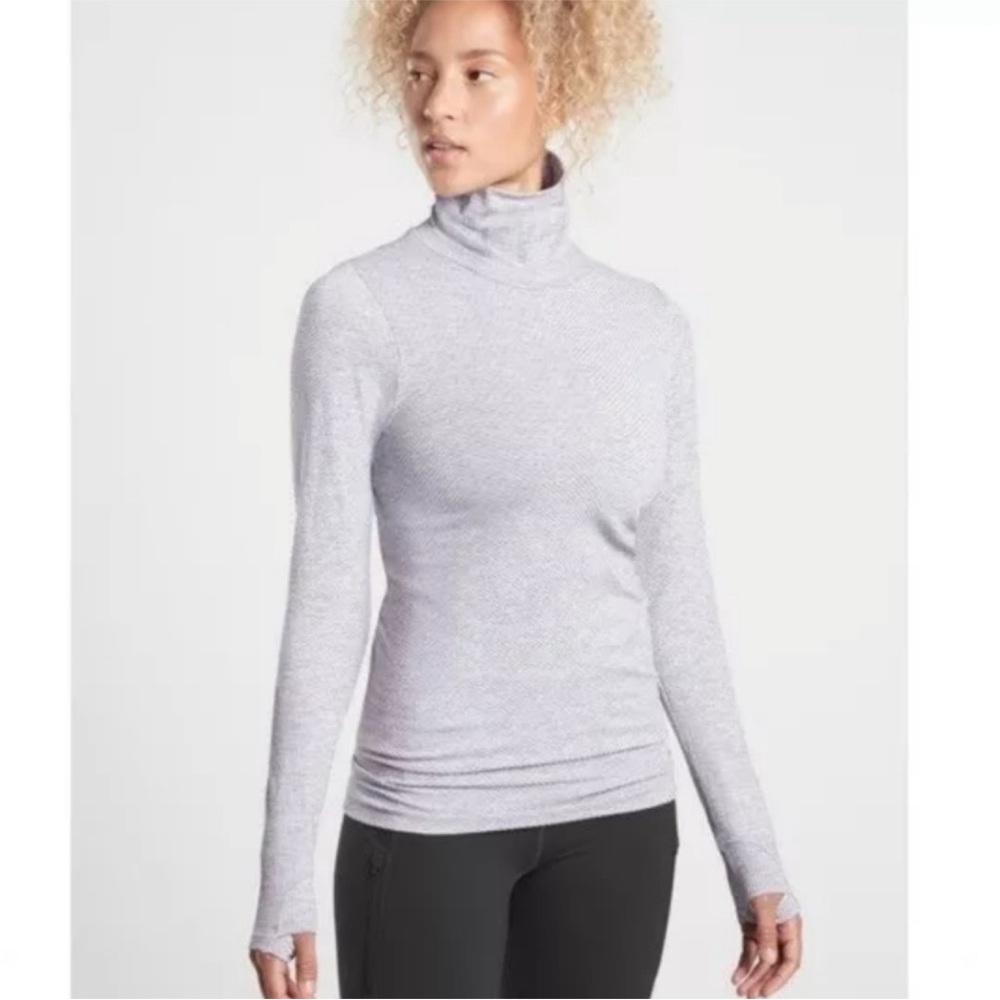 Athleta Flurry Blizzard Shine Turtleneck – Gray | XS